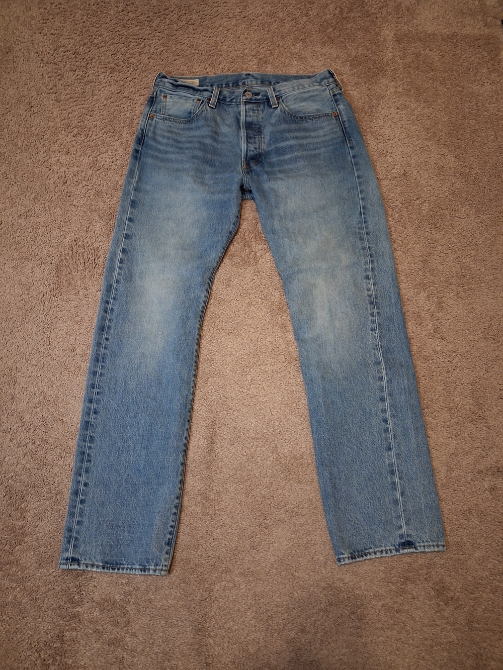 Levi's Premium  Men's Light Wash Relaxed Jeans